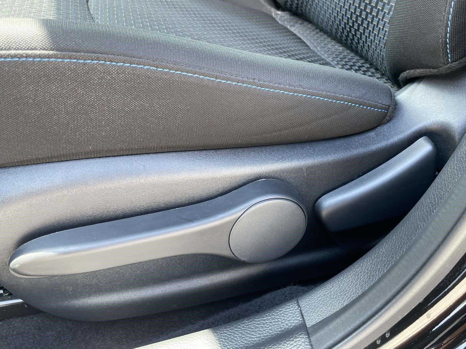Used 2018 Nissan Sentra SR w/ Technology Package FWD image 15