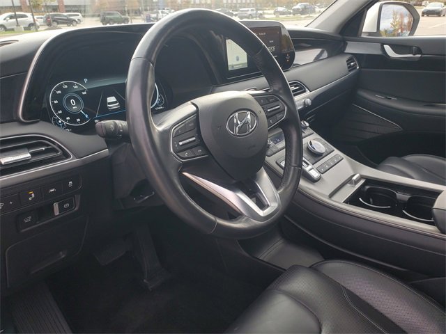 Used 2021 Hyundai Palisade Limited w/ Winter Package image 16