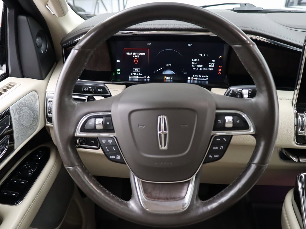 Used 2021 Lincoln Navigator Reserve w/ Luxury Package image 13