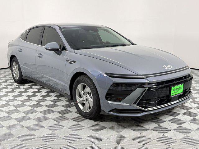 New 2026 Hyundai Sonata SE FWD image 6