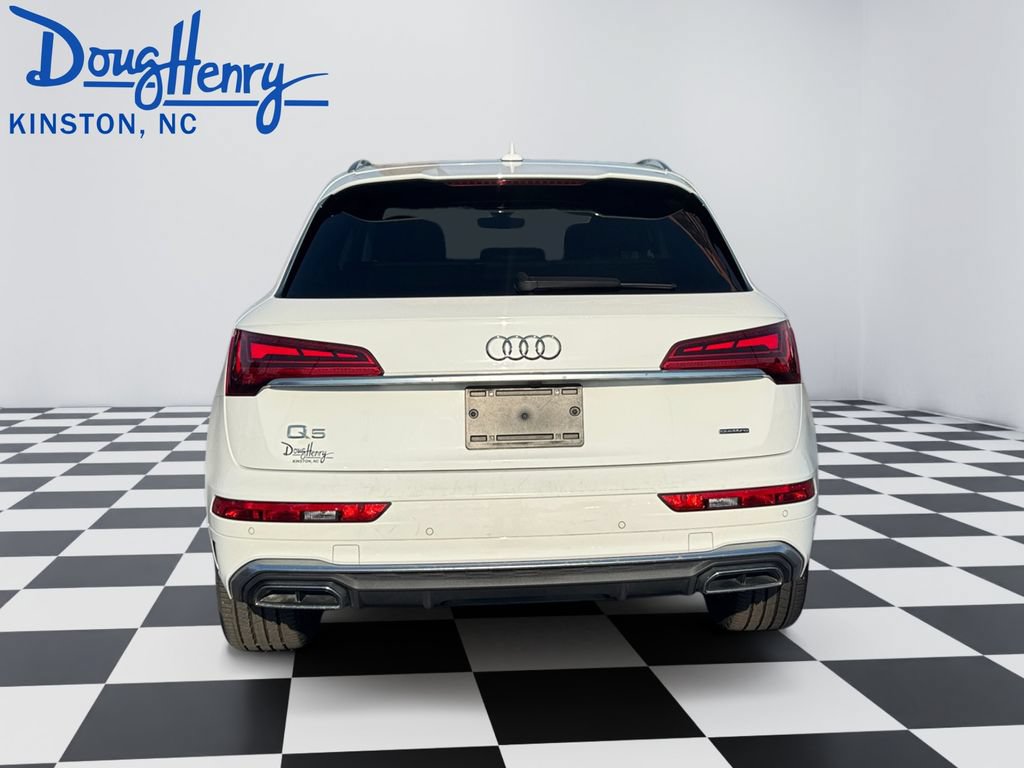 Used 2021 Audi Q5 e Prestige AWD/4WD image 4