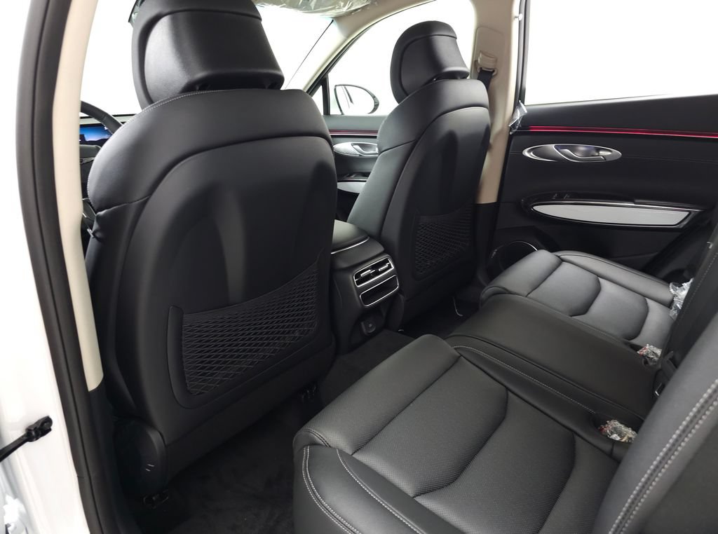 New 2026 Genesis GV70 2.5T AWD/4WD image 23