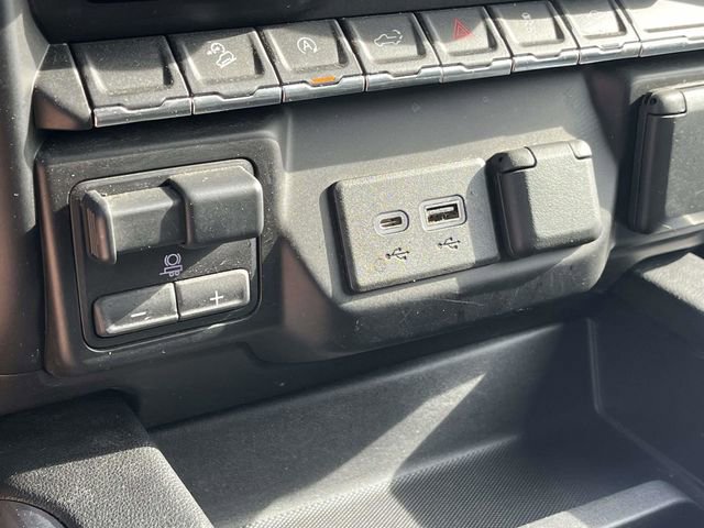 Used 2021 GMC Sierra 1500 SLT w/ SLT Premium Package image 33