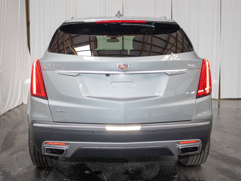 Used 2023 Cadillac XT5 Premium Luxury image 3