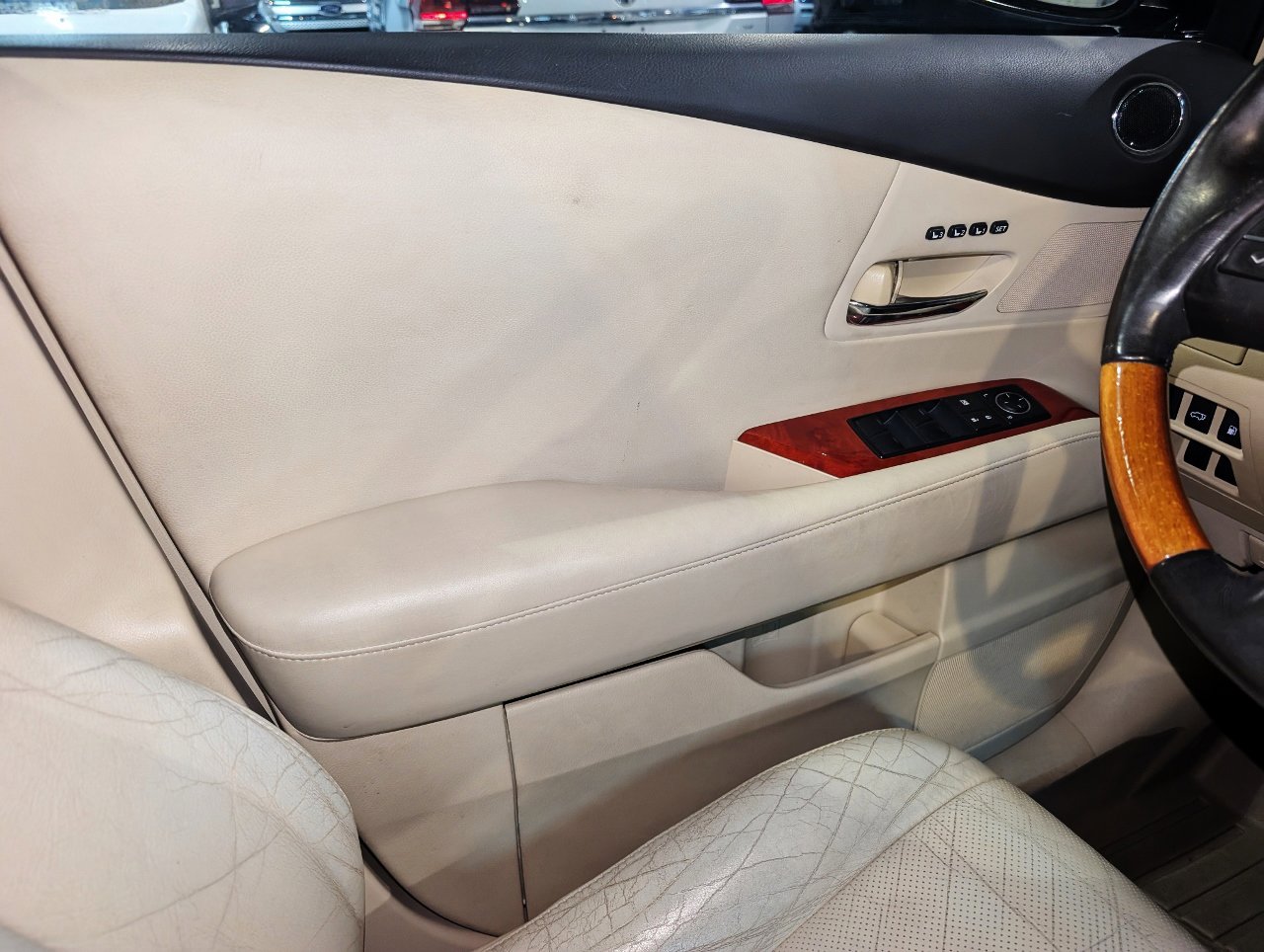 Used 2010 Lexus RX 350 AWD image 34