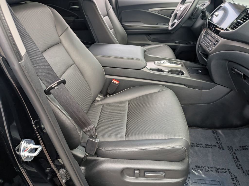 Used 2025 Honda Ridgeline RTL image 23