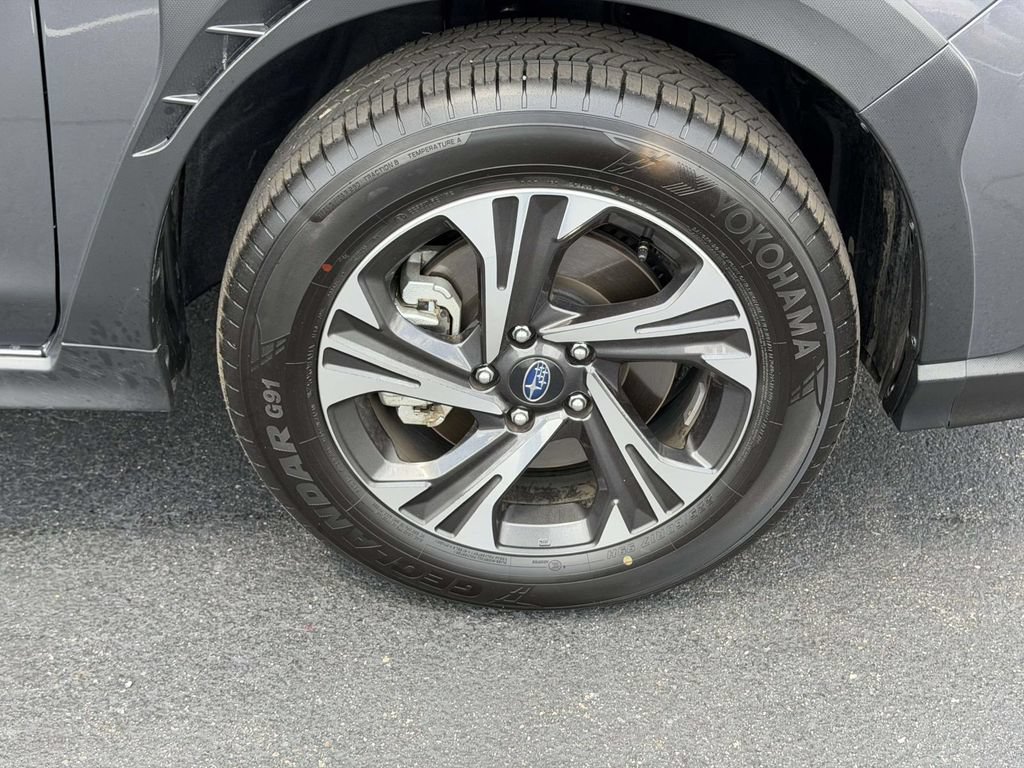 Certified 2026 Subaru Crosstrek 2.5i Premium AWD/4WD image 9