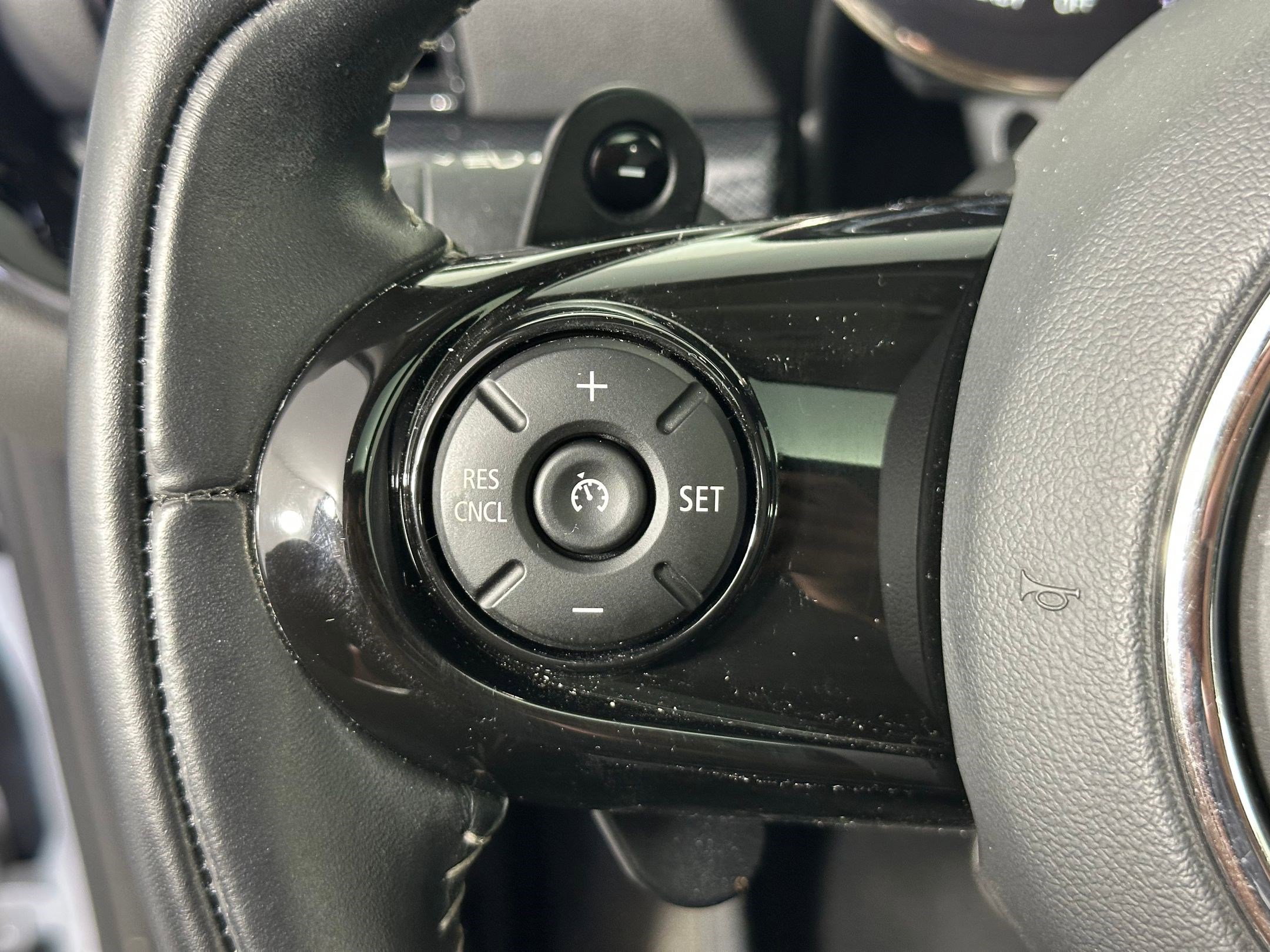 Used 2021 MINI Cooper Clubman S image 13