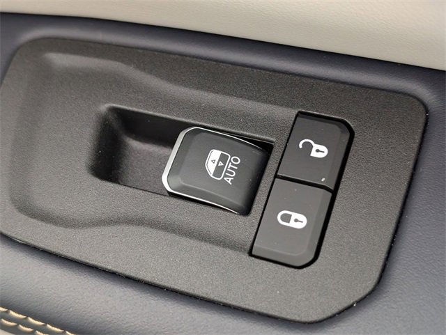 Used 2025 RAM 1500 Tungsten image 36