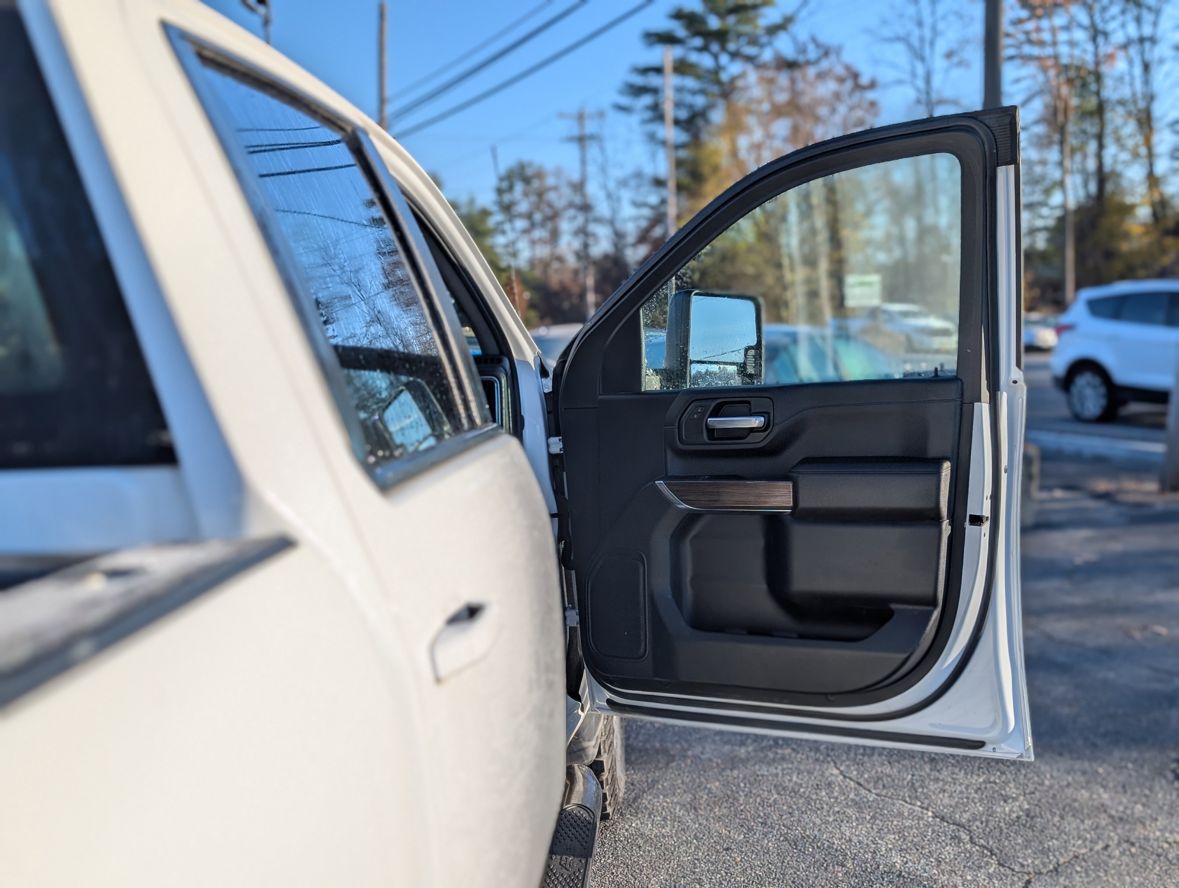 Used 2023 Chevrolet Silverado 2500 LT w/ Snow Plow Prep/Camper Package image 36