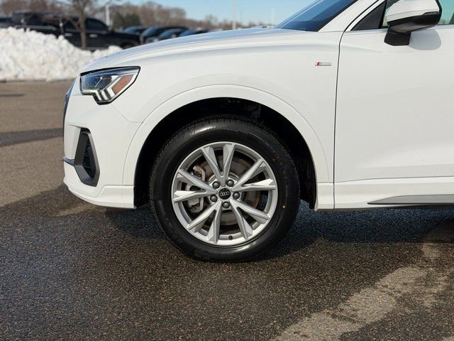 Used 2025 Audi Q3 2.0T Premium image 11