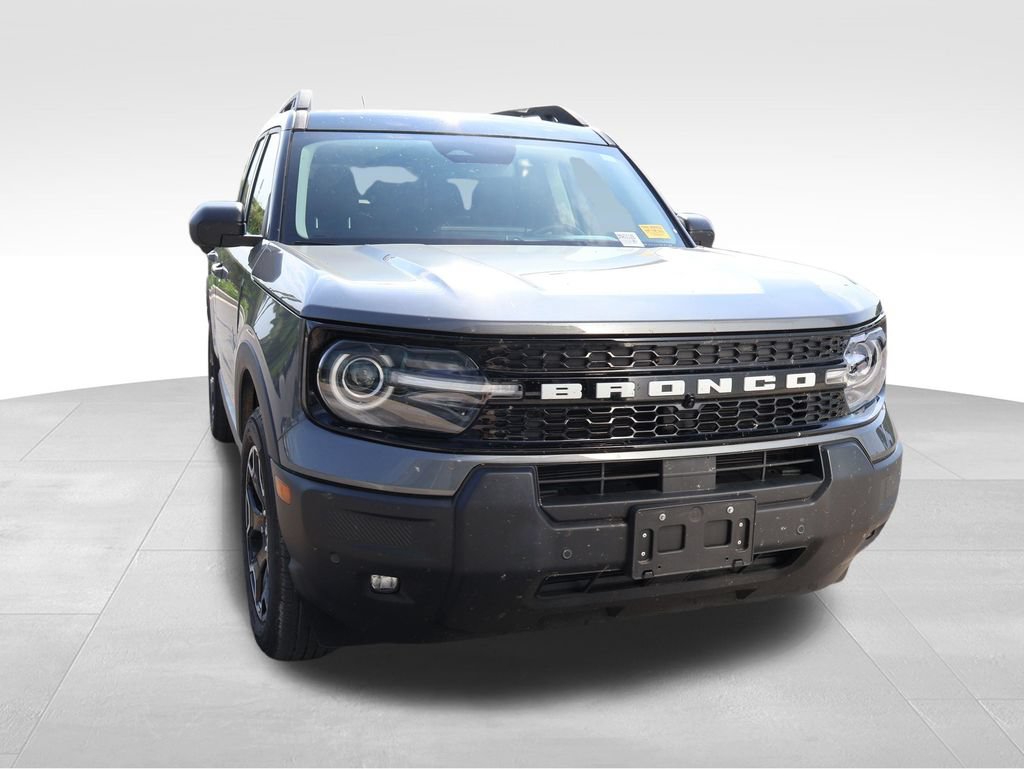 Used 2025 Ford Bronco Sport Outer Banks w/ Outer Banks Tech Package+ AWD/4WD image 9