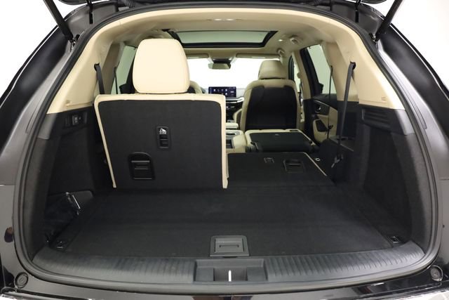 Used 2025 Acura MDX SH-AWD w/ Technology Package image 36