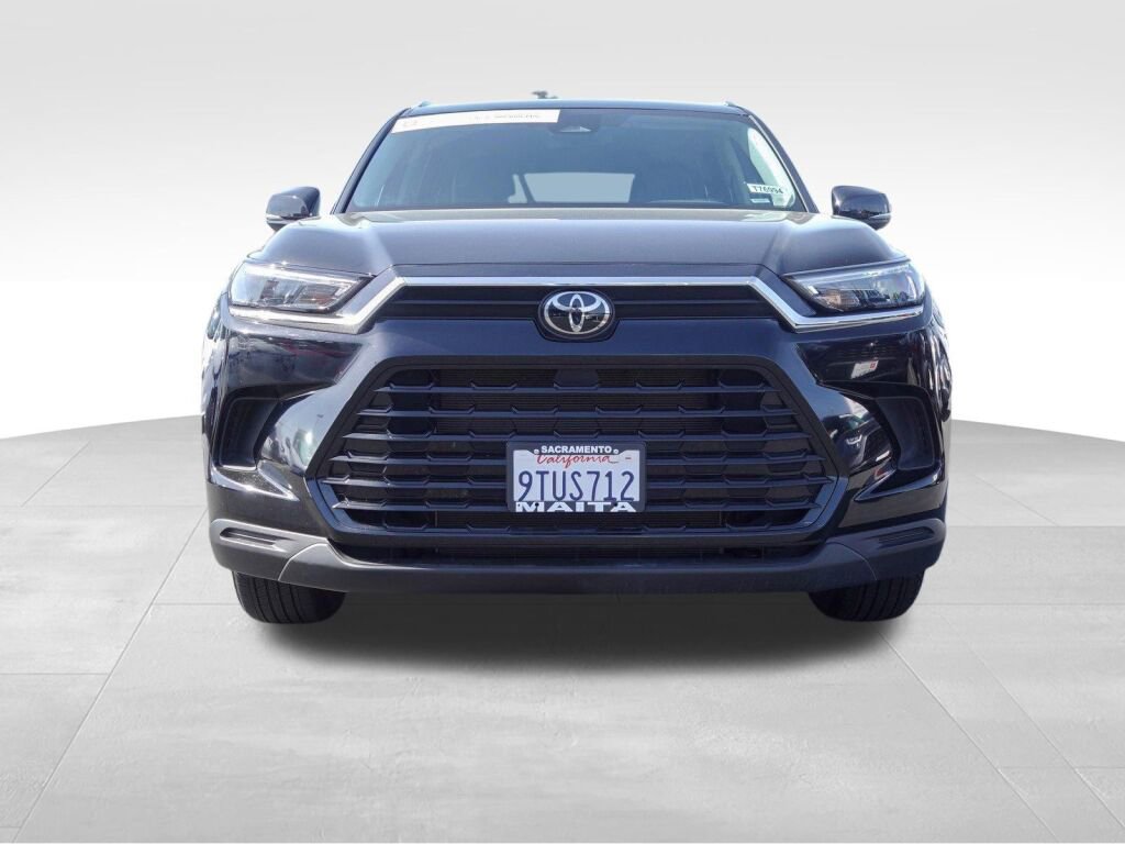 Certified 2025 Toyota Grand Highlander AWD image 9