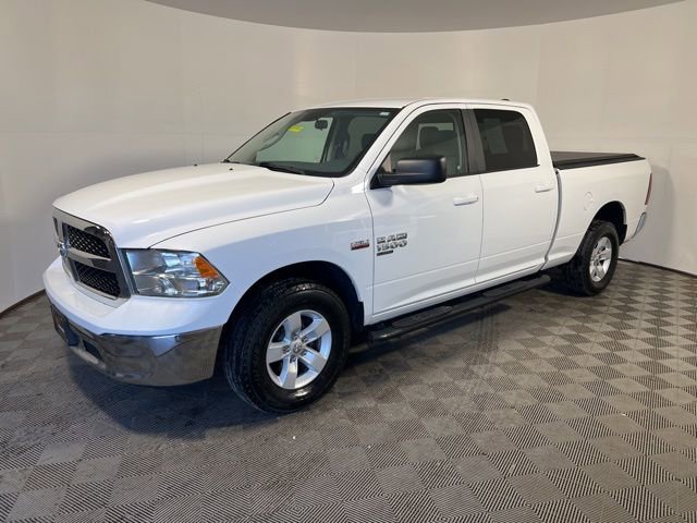 Used 2019 RAM 1500 Classic SLT image 4