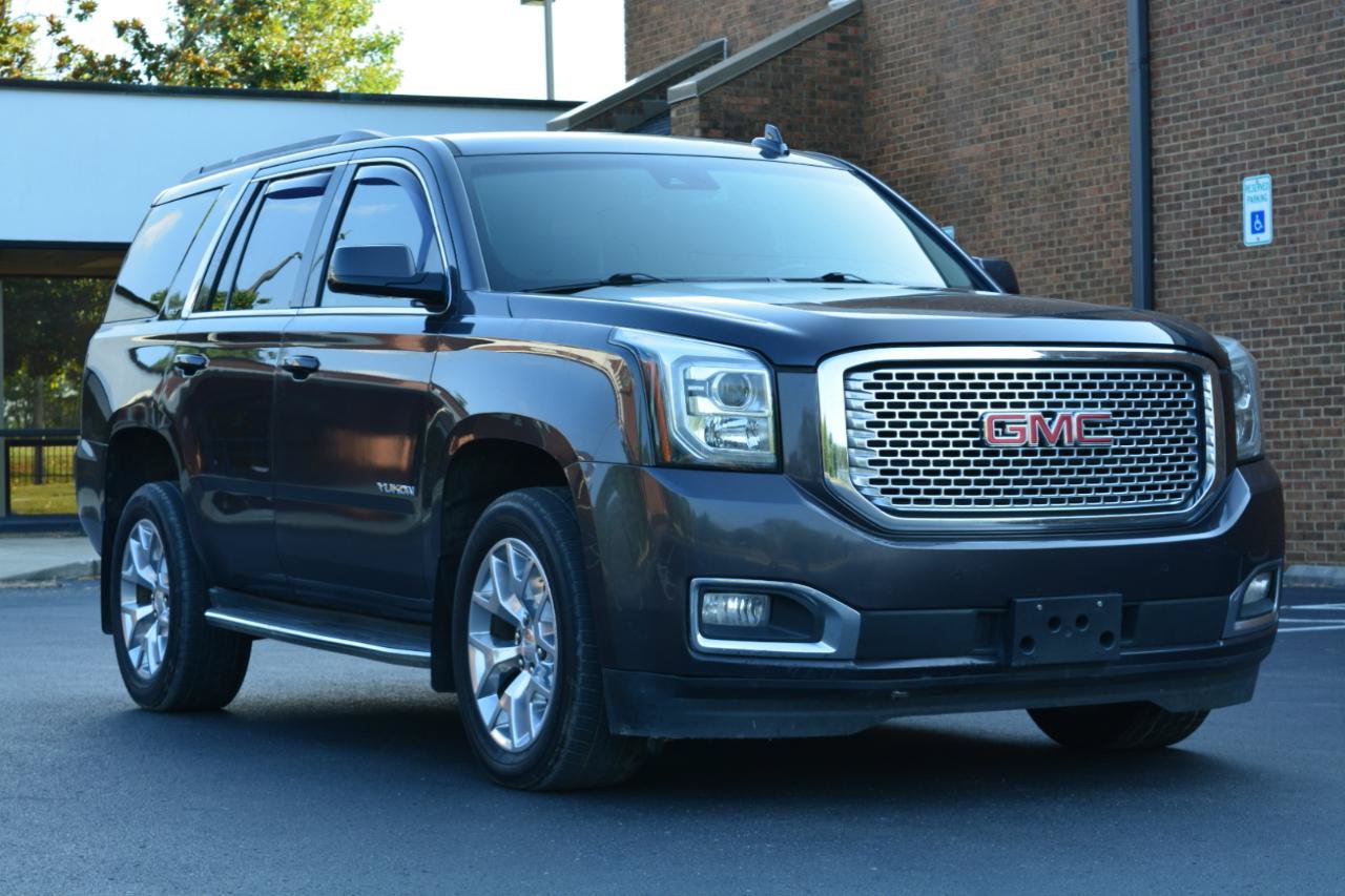 Used 2017 GMC Yukon SLT RWD image 3