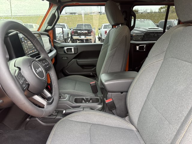 Used 2025 Jeep Wrangler Unlimited Sport AWD/4WD image 5