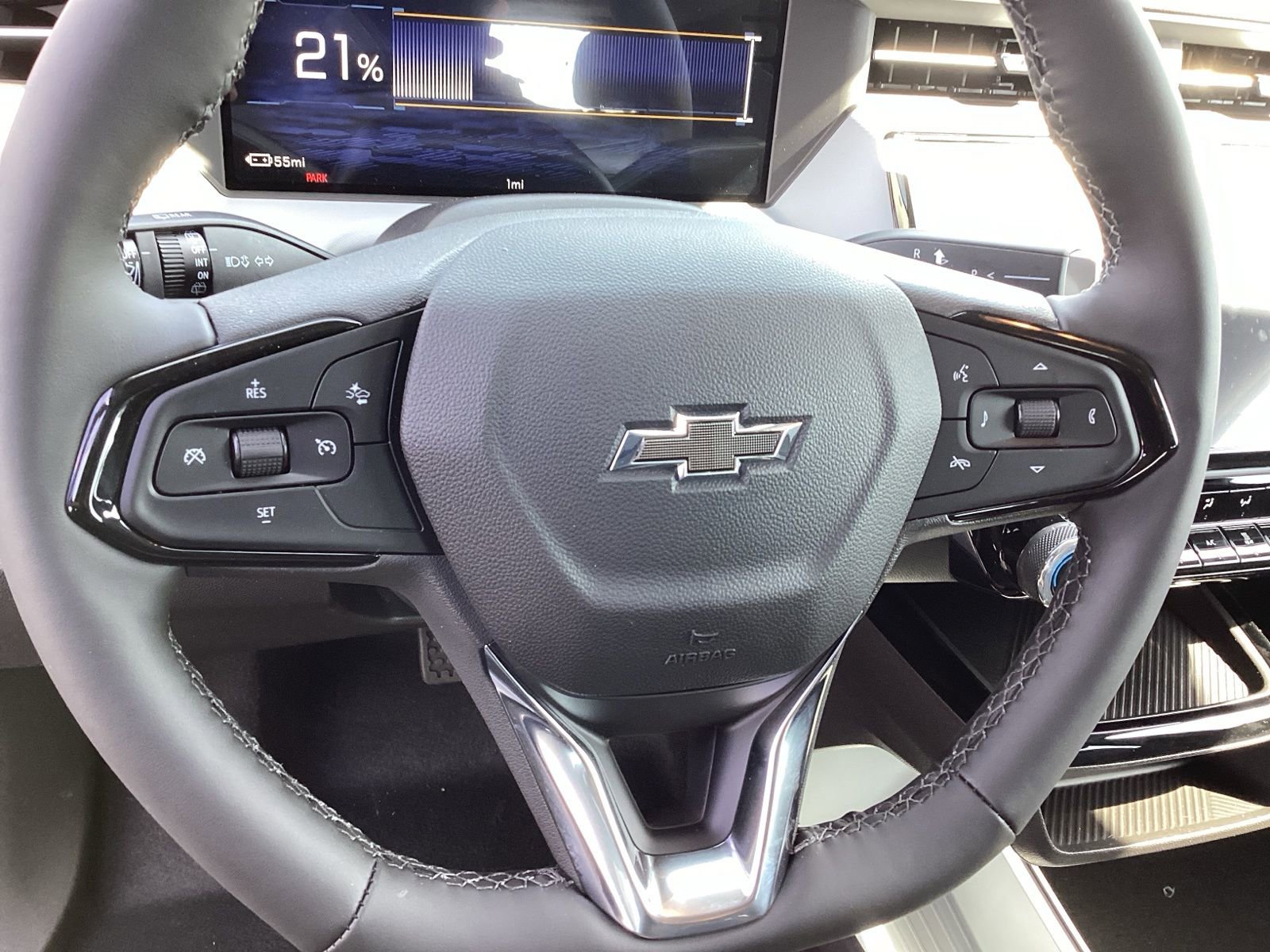 New 2027 Chevrolet Bolt LT w/ Comfort Package image 10