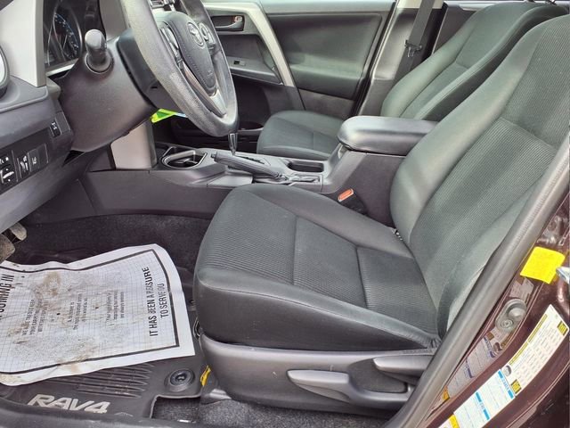 Used 2018 Toyota RAV4 LE image 16