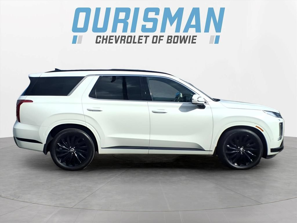 Used 2025 Hyundai Palisade Calligraphy AWD/4WD image 2