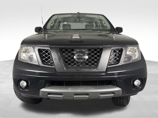Used 2016 Nissan Frontier PRO-4X image 3