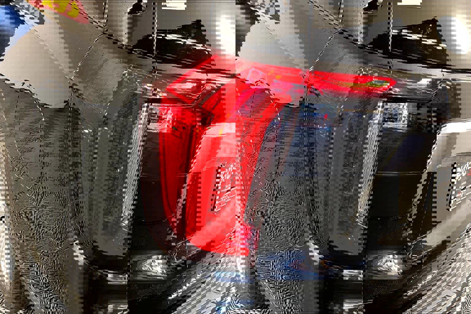 Used 2022 GMC Yukon XL Denali image 26