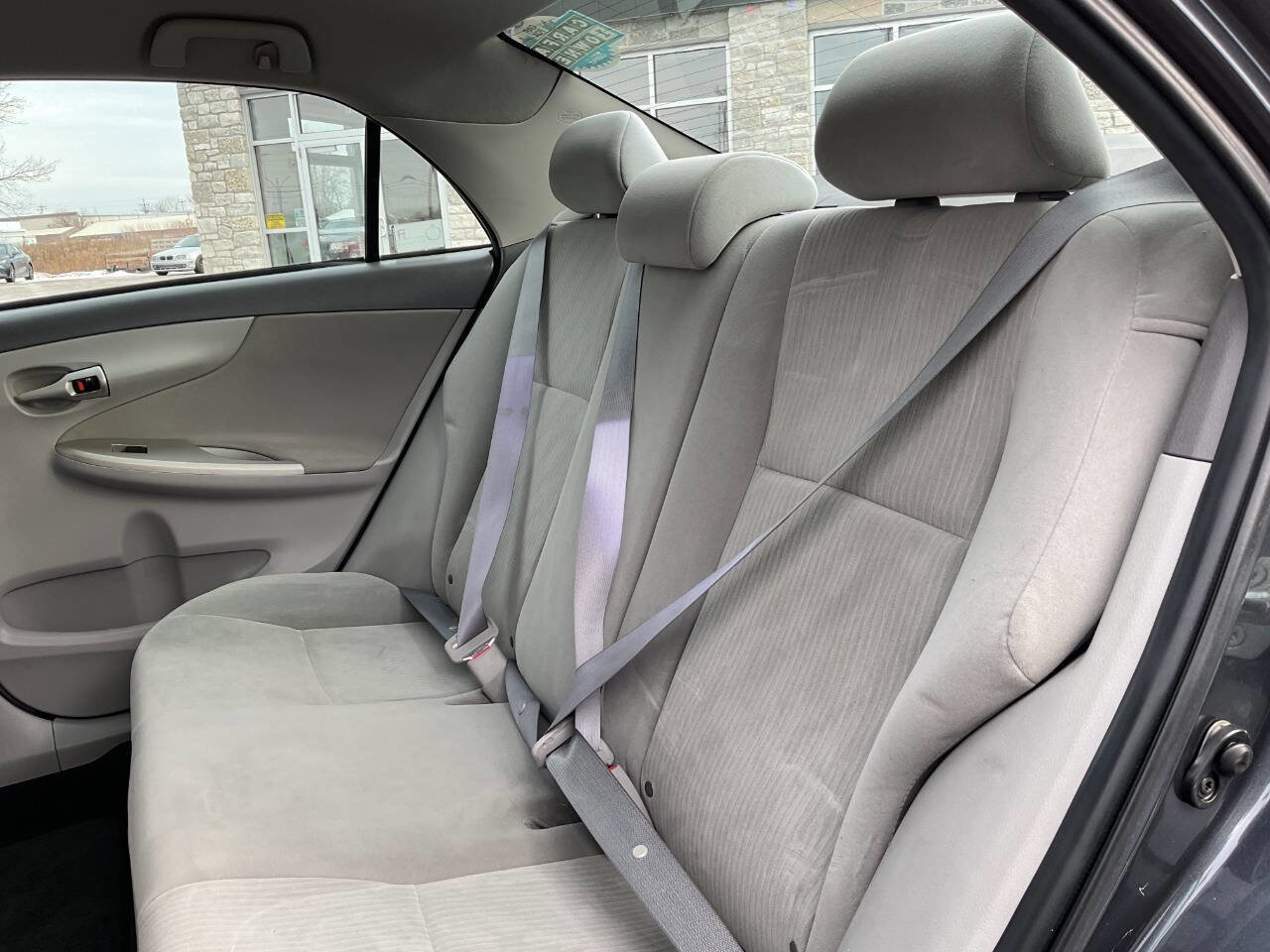 Used 2010 Toyota Corolla LE image 25