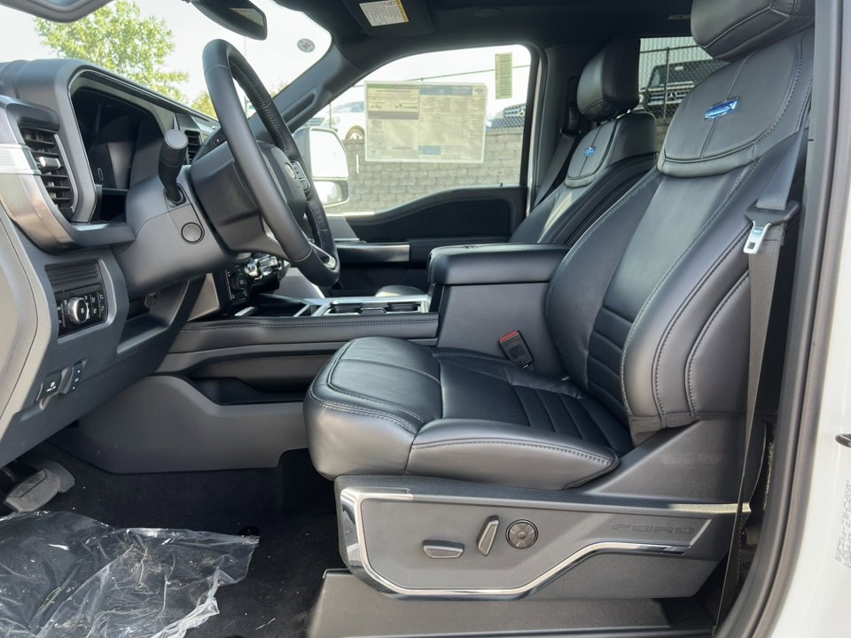 New 2026 Ford F350 4x4 Crew Cab Super Duty image 4