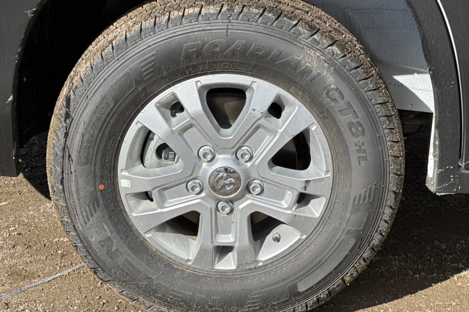 New 2026 RAM ProMaster 2500 w/ Quick Order Package 22G SLT image 23