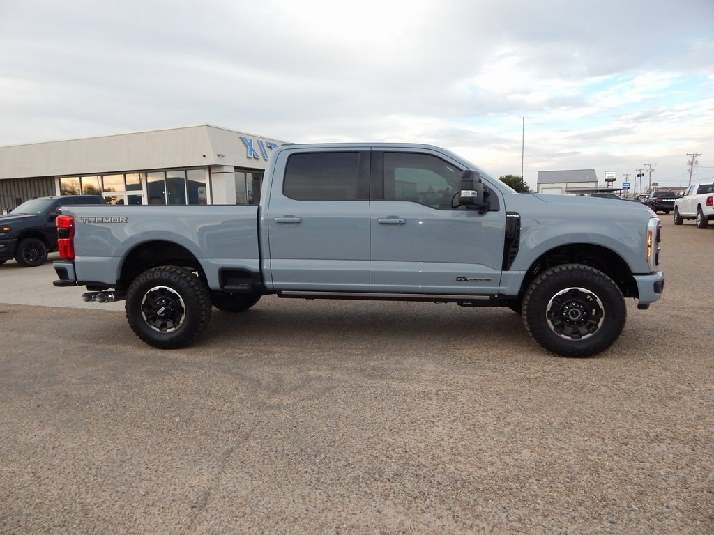 New 2026 Ford F350 4x4 Crew Cab Super Duty image 2