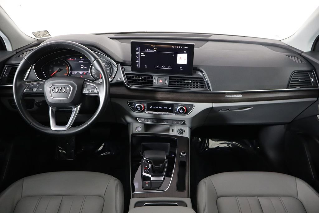 Used 2021 Audi Q5 2.0T Premium w/ Convenience Package AWD/4WD image 13