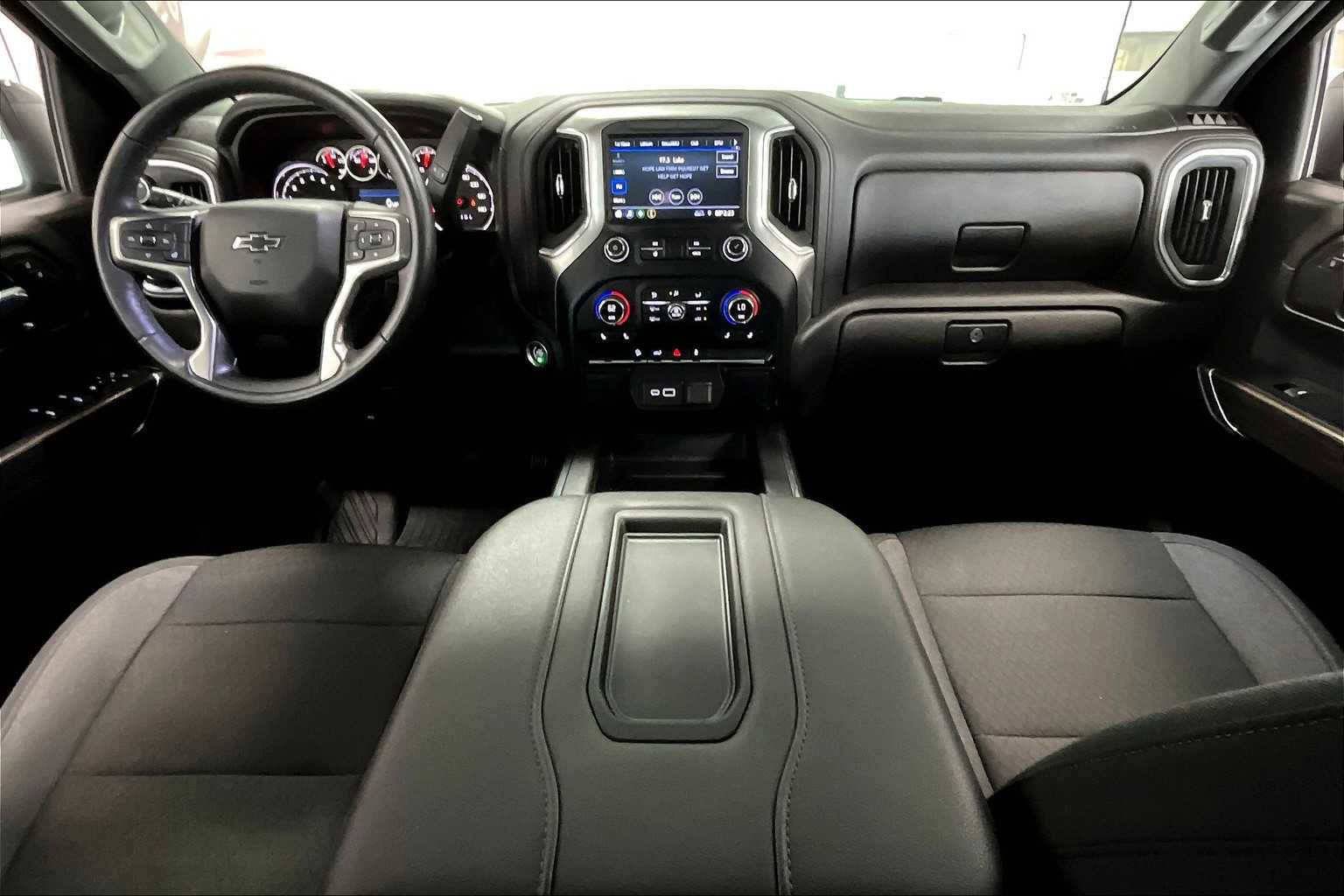 Used 2022 Chevrolet Silverado 1500 RST image 8