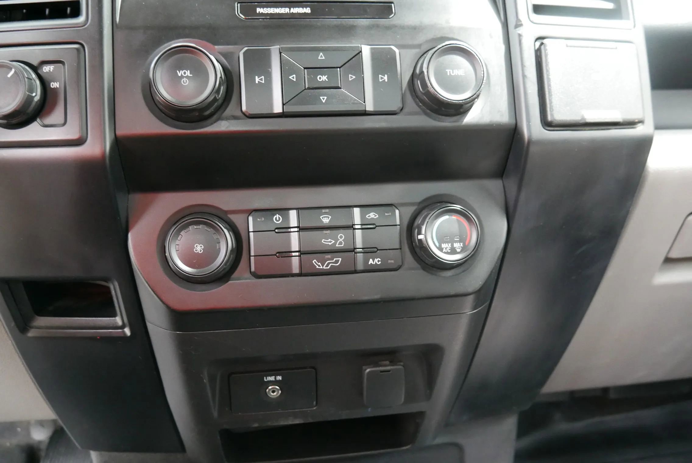 Used 2016 Ford F150 XL w/ XL Power Equipment Group RWD image 23