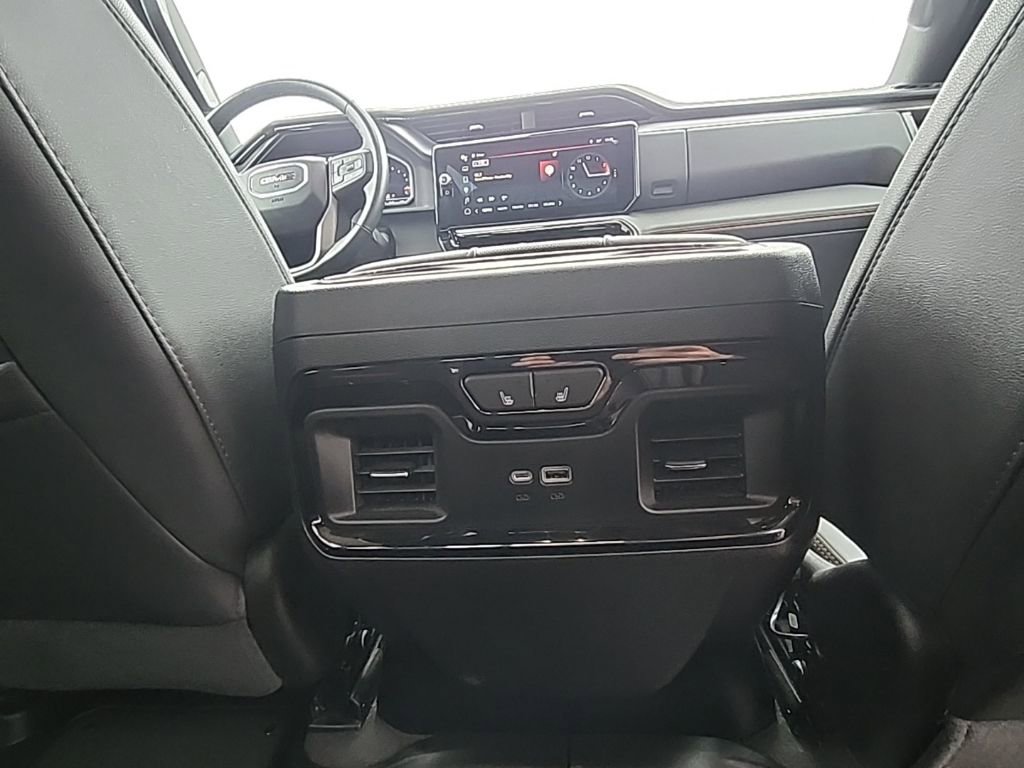 Used 2024 GMC Sierra 1500 AT4 w/ AT4 Preferred Package AWD/4WD image 18