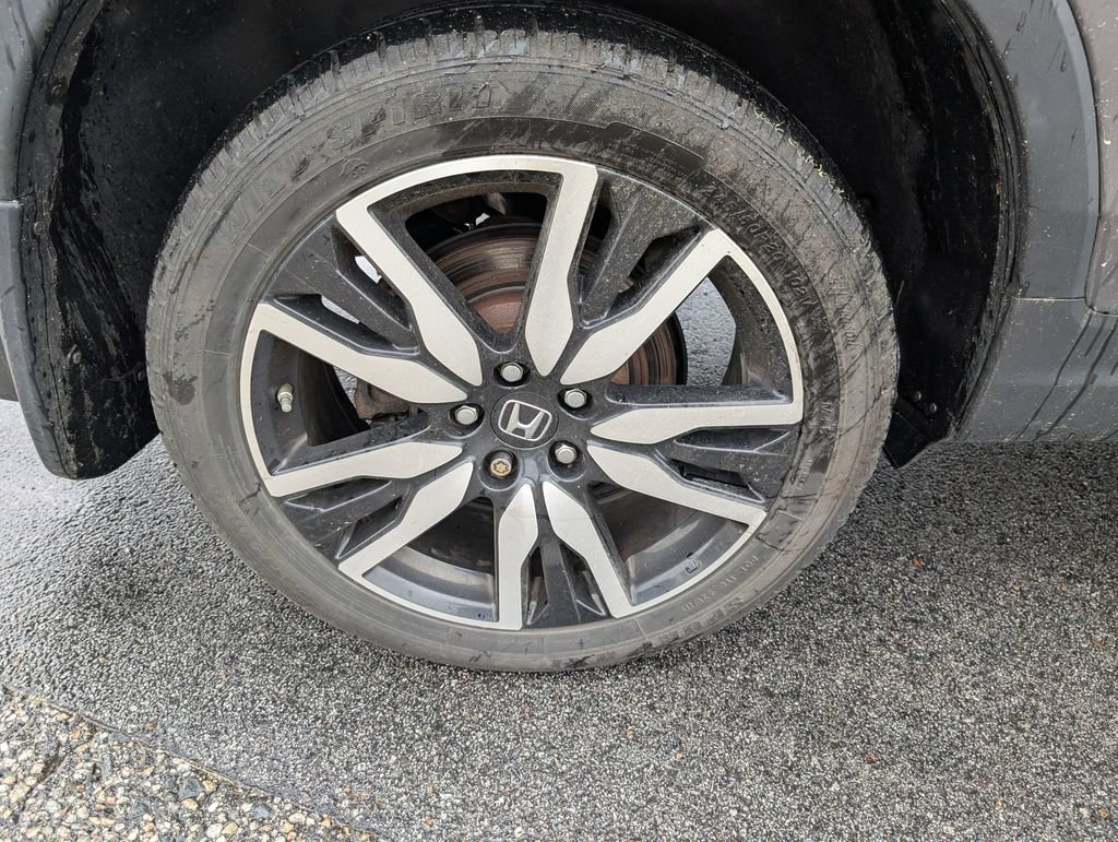 Used 2019 Honda Pilot Elite image 11