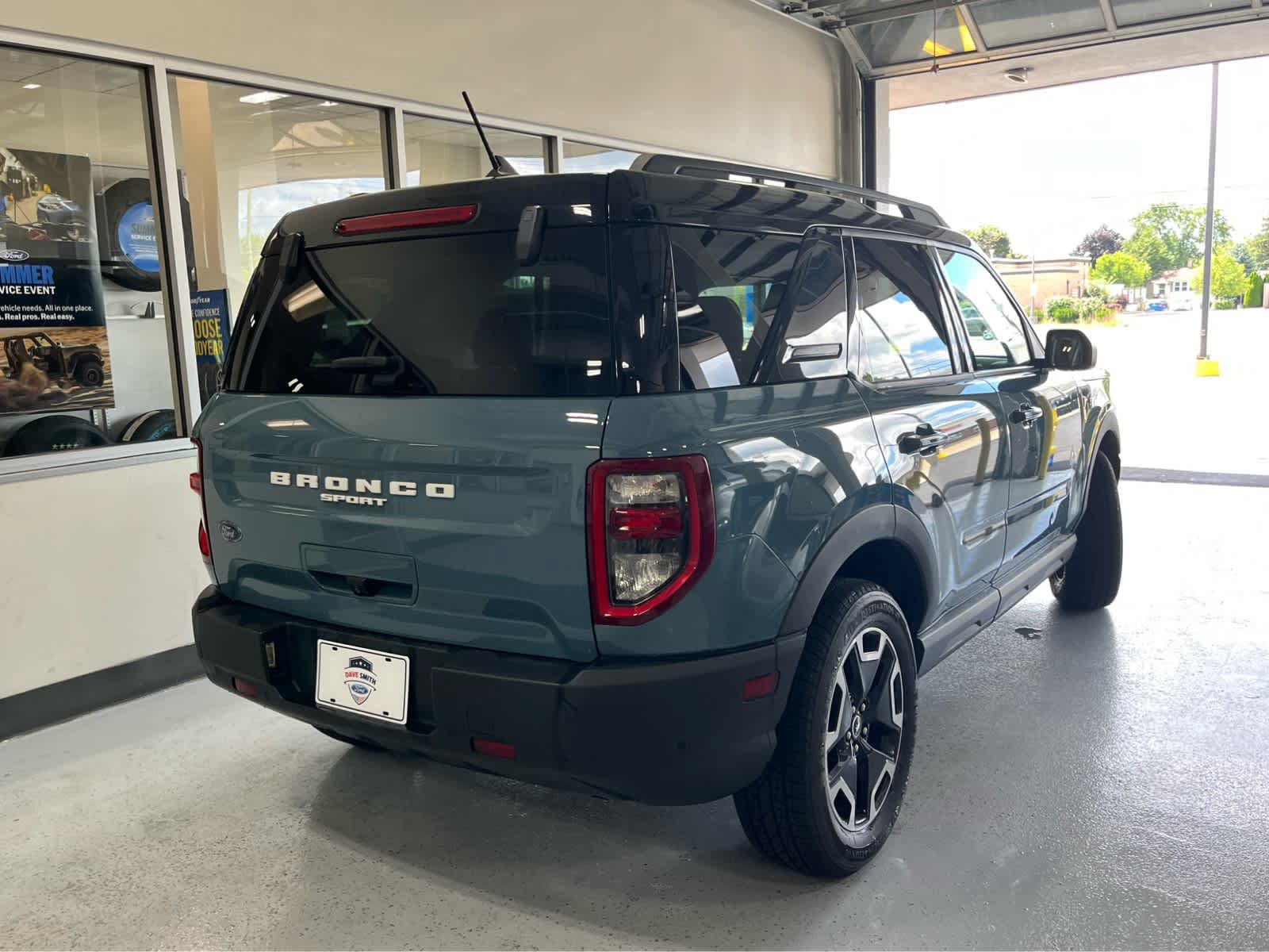 Certified 2021 Ford Bronco Sport Outer Banks AWD/4WD image 9