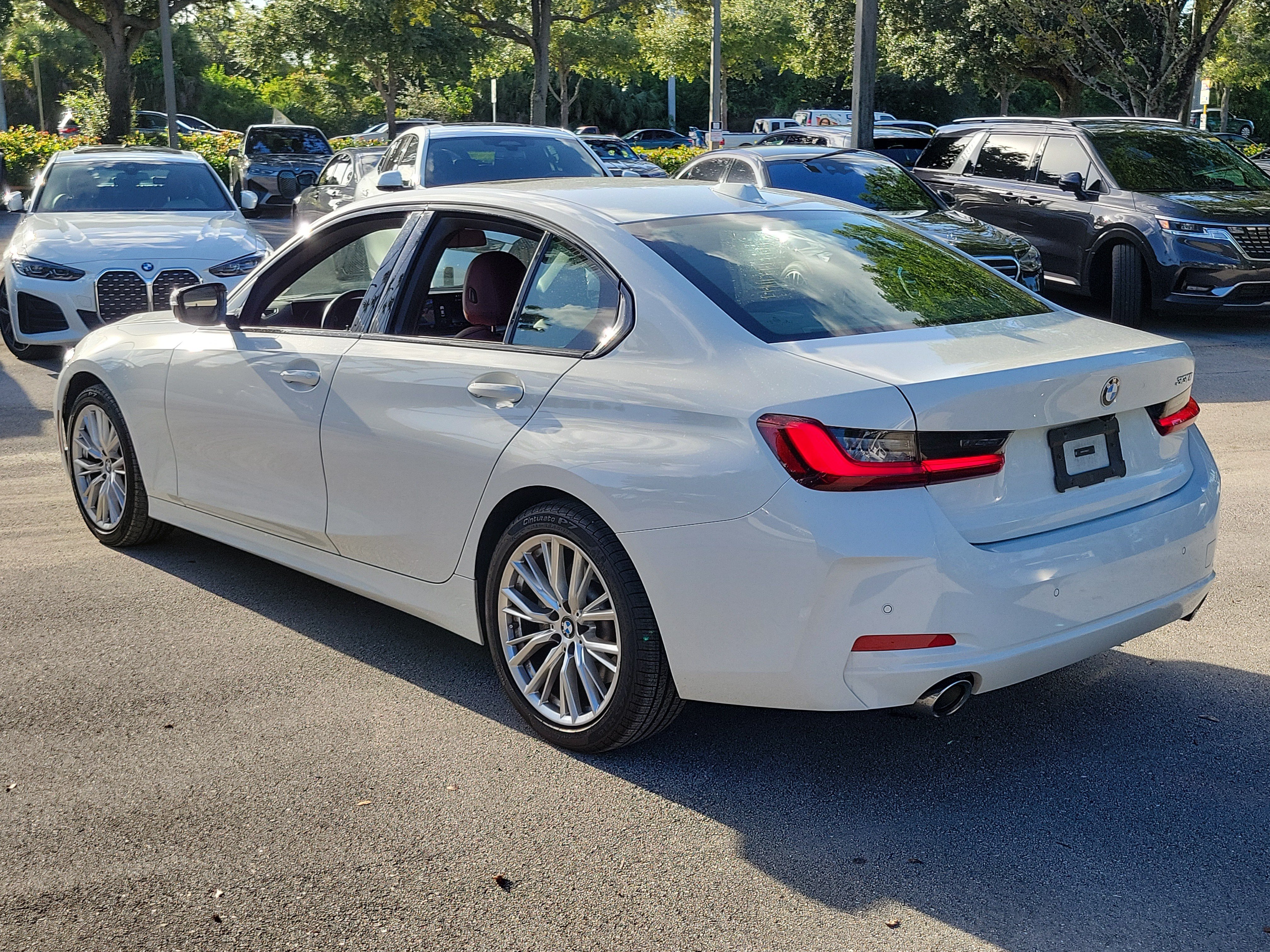 Used 2023 BMW 330i Sedan w/ Driving Assistance Package RWD image 4