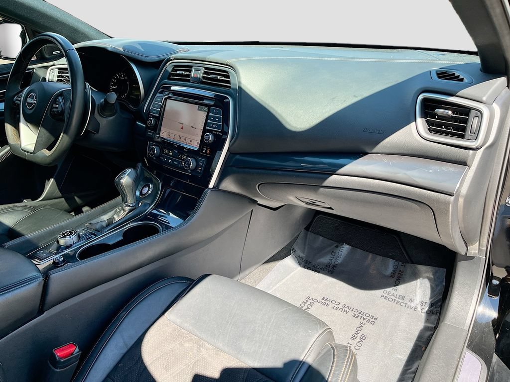 Used 2022 Nissan Maxima SR w/ Sport Mat Group FWD image 28