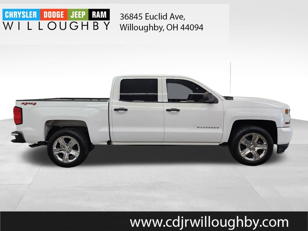 Used 2018 Chevrolet Silverado 1500 Custom w/ Custom Value Package AWD/4WD image 4