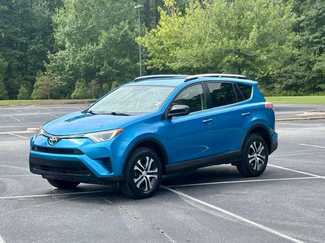 Used 2016 Toyota RAV4 LE FWD image 2