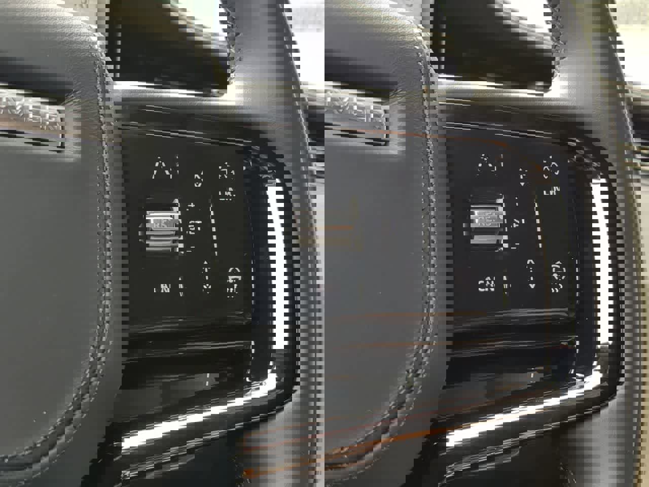 Used 2025 Land Rover Range Rover Sport Dynamic SE image 27