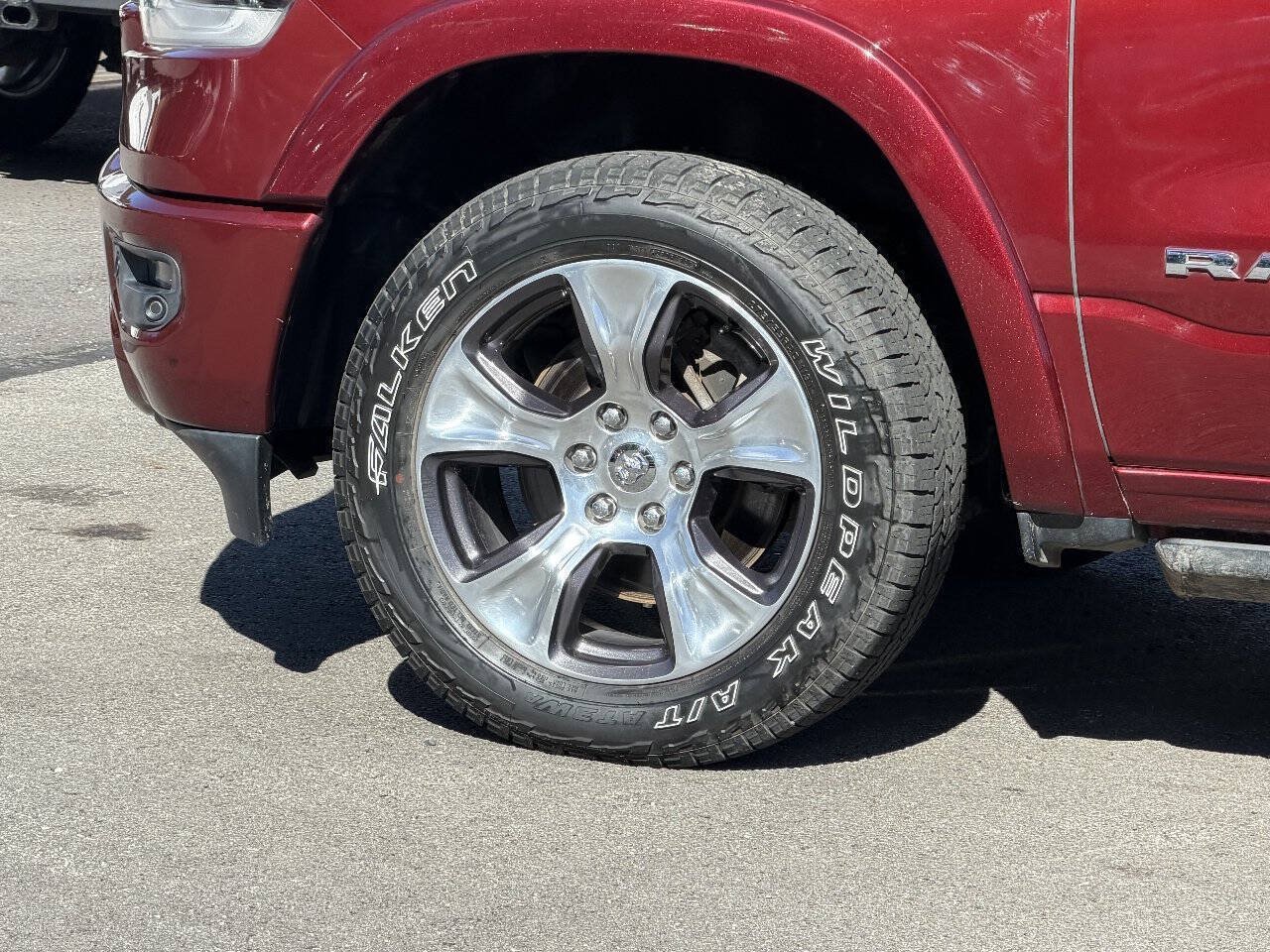 Used 2019 RAM 1500 Laramie w/ Sport Appearance Package AWD/4WD image 31