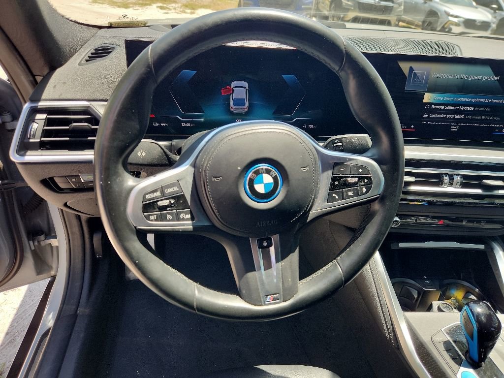 Used 2022 BMW i4 eDrive40 w/ M Sport Package RWD image 4