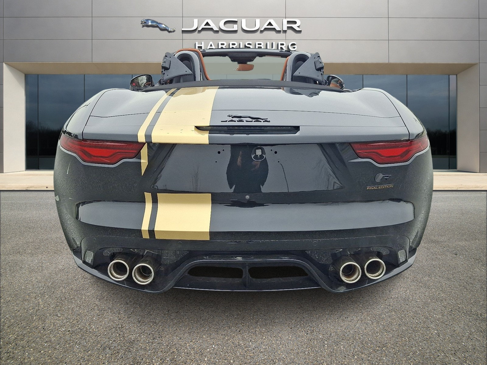 New 2024 Jaguar F-TYPE R AWD/4WD image 3