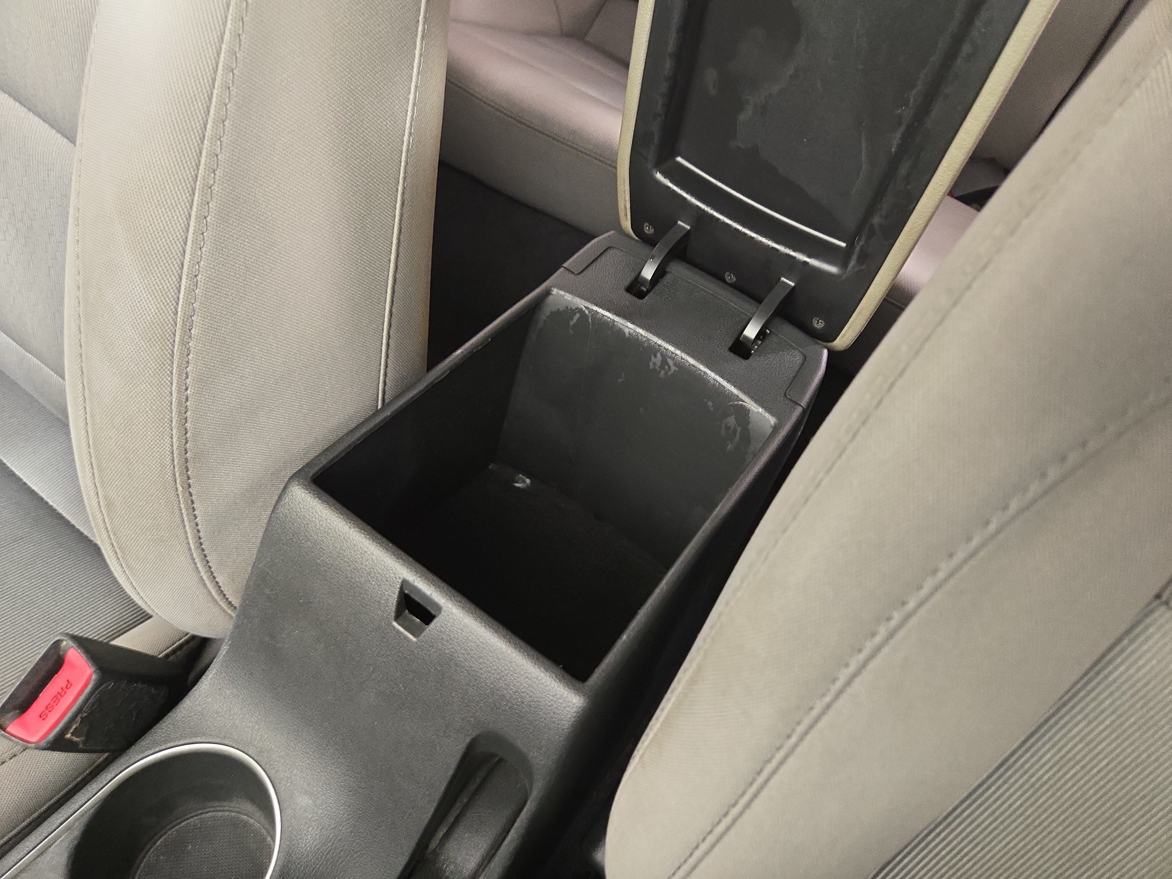 Used 2018 Hyundai Elantra SEL FWD image 25