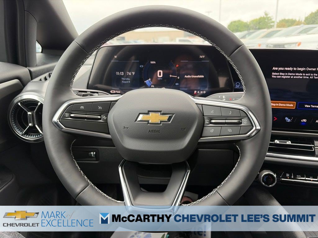 New 2026 Chevrolet Equinox EV LT w/ Comfort Package FWD image 7