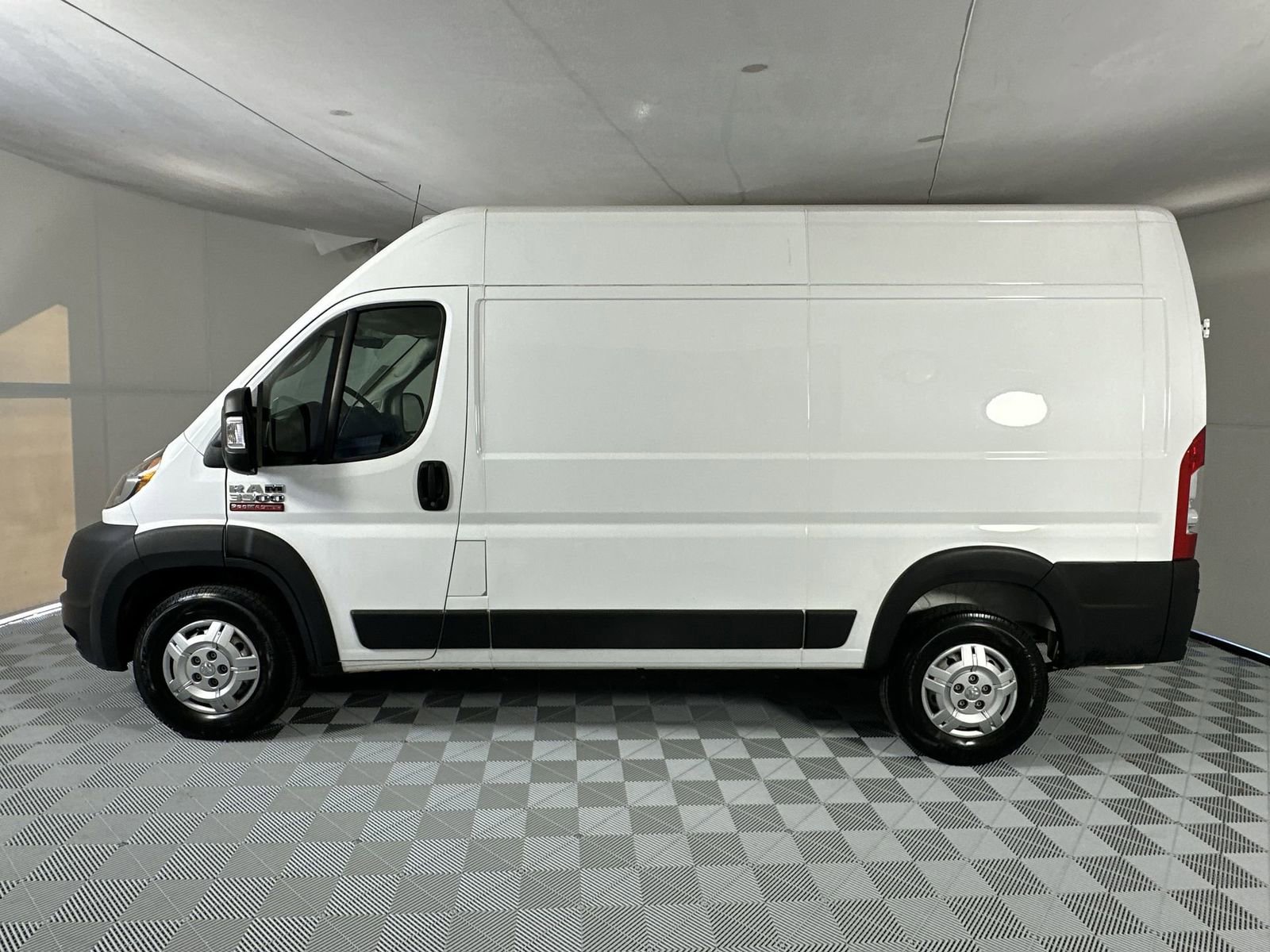 Used 2021 RAM ProMaster 3500 w/ Convenience Group image 5
