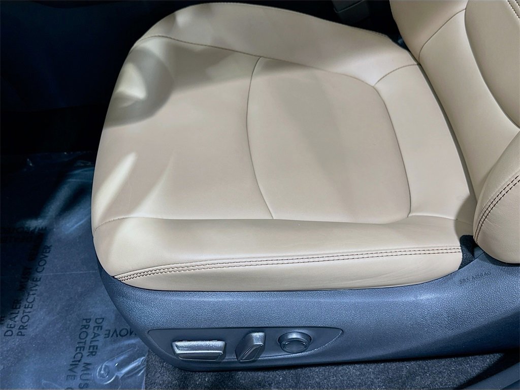 Used 2025 Toyota RAV4 XLE Premium image 19