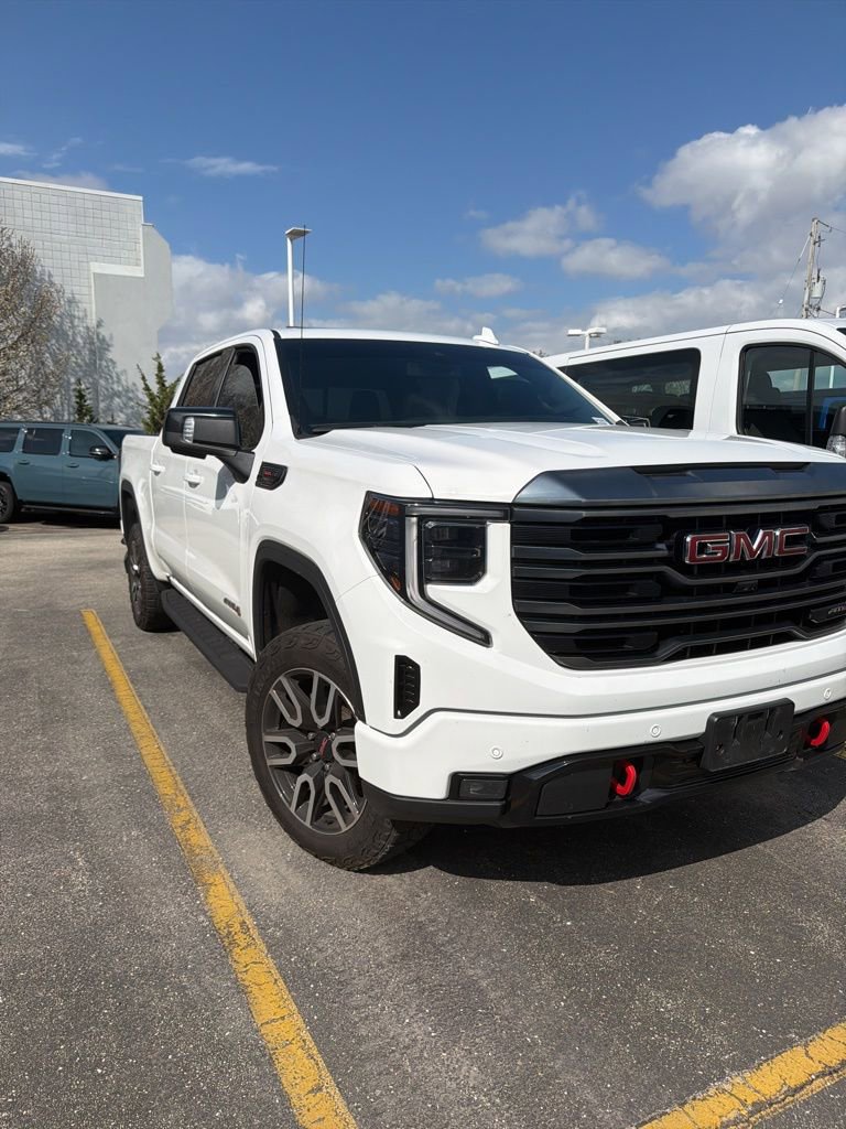 Used 2024 GMC Sierra 1500 AT4 w/ AT4 Premium Package image 1