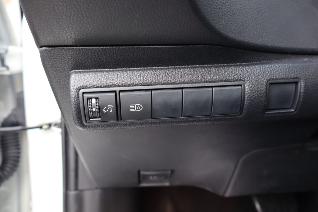 Used 2021 Toyota Corolla XSE FWD image 12